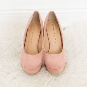 Lauren Conrad pumps